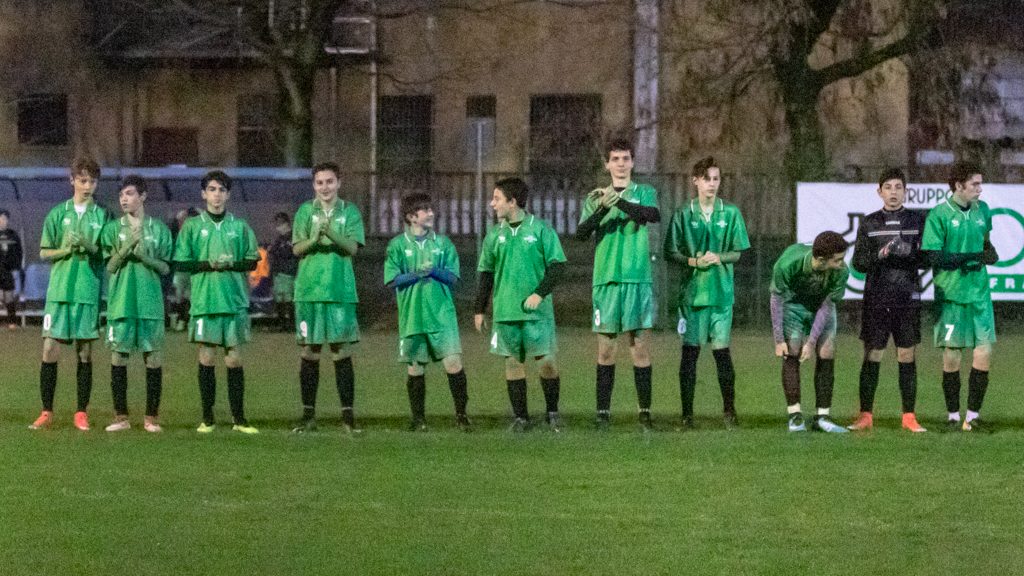 I Giovanissimi schierati prima della partita
