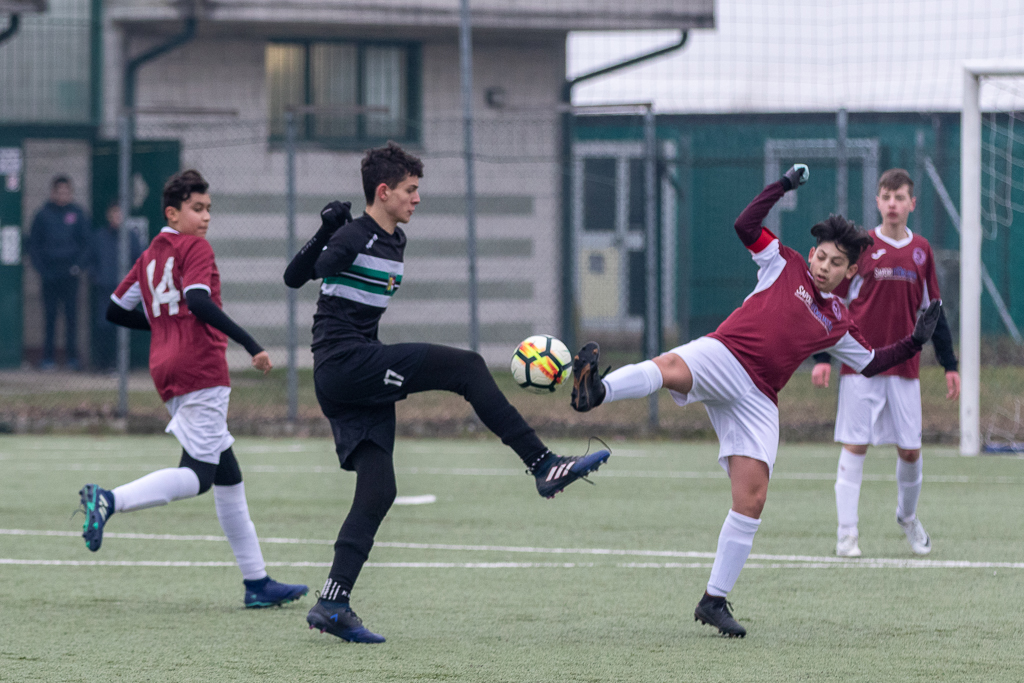 Il gol di Bellini, al rientro in rosa dopo un periodo di riabilitazione durante il quale ha dimenticato come indossare correttamente i pantaloncini della divisa.