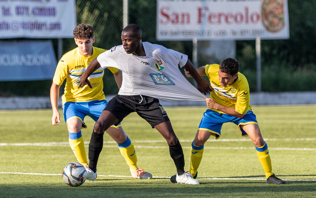 Prima squadra: la prima settimana di preparazione termina con l’allenamento congiunto col Tribiano